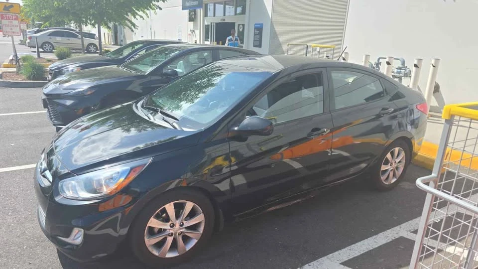 2013 Hyundai Accent - Image 6 of 9