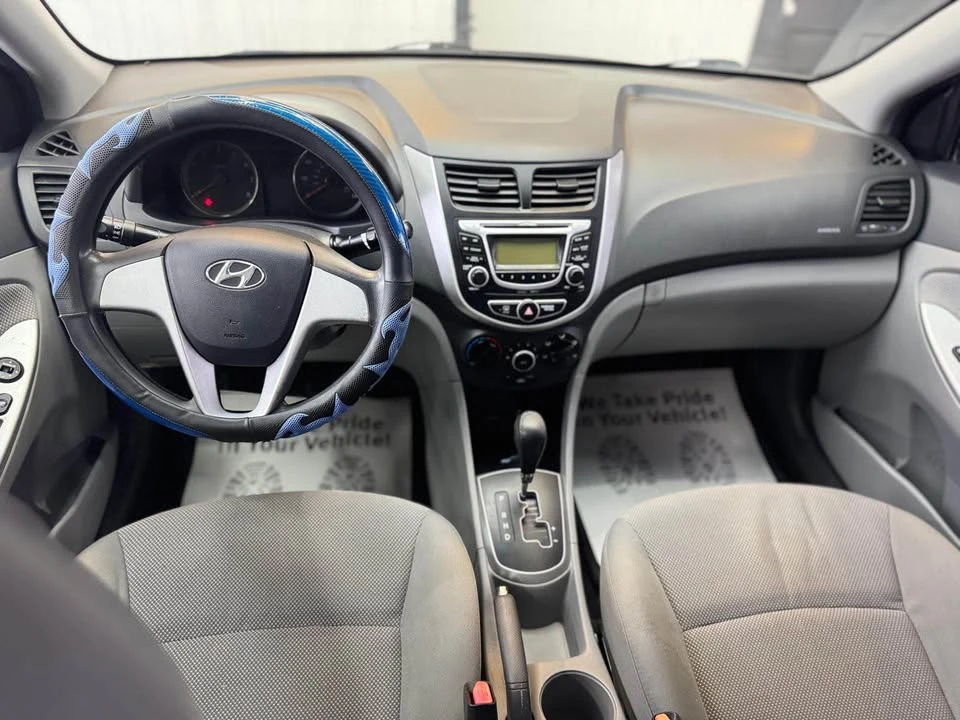 2013 Hyundai Accent - Image 5 of 8