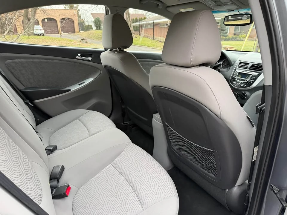 2013 Hyundai Accent - Image 10 of 14