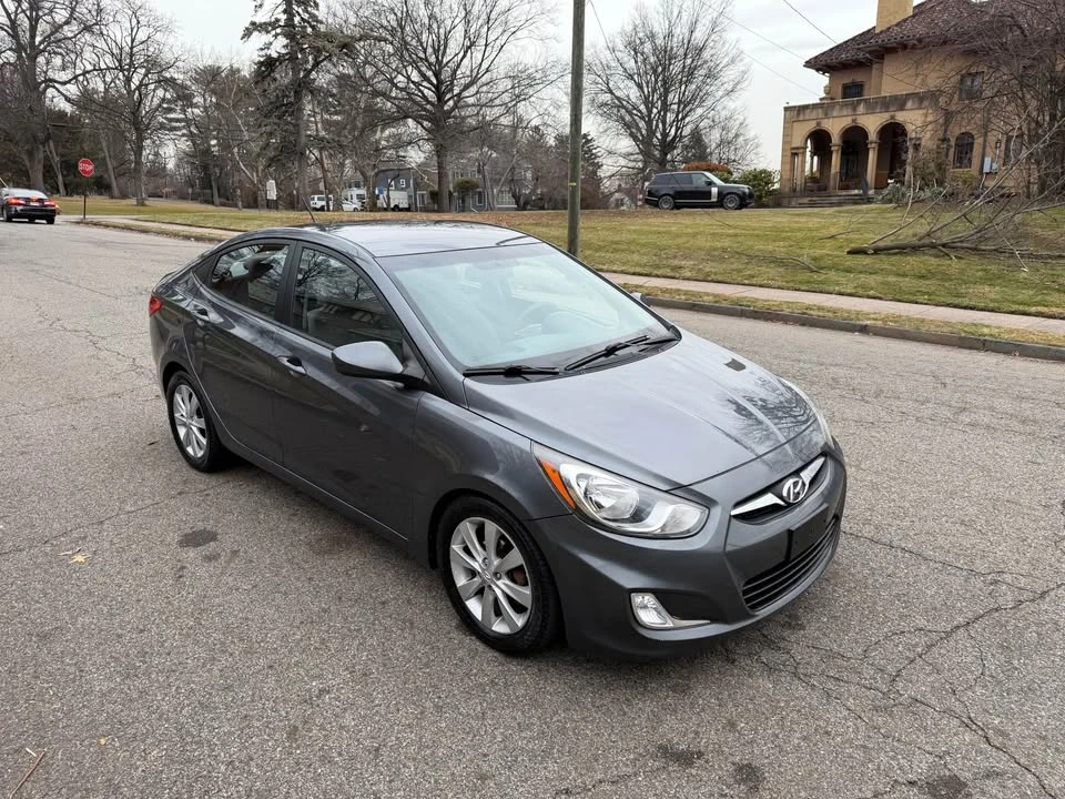 2013 Hyundai Accent - Image 8 of 14