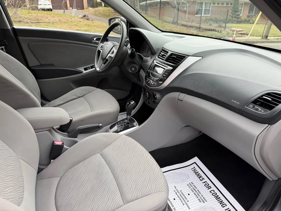 2013 Hyundai Accent - Image 3 of 14