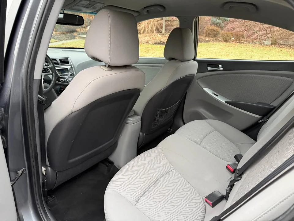 2013 Hyundai Accent - Image 5 of 14
