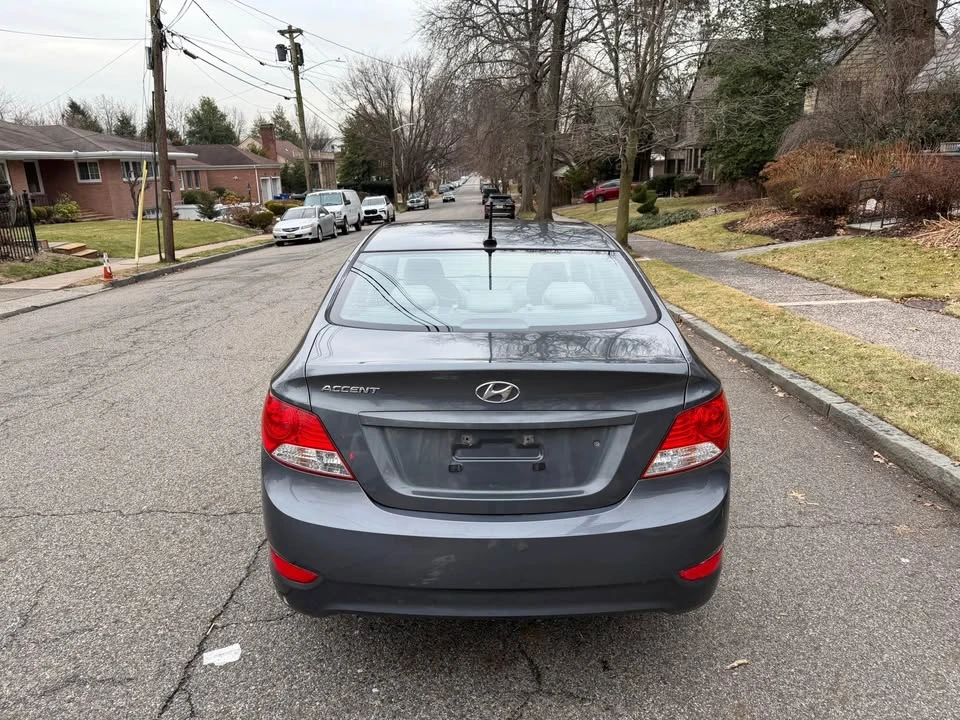 2013 Hyundai Accent - Image 4 of 14
