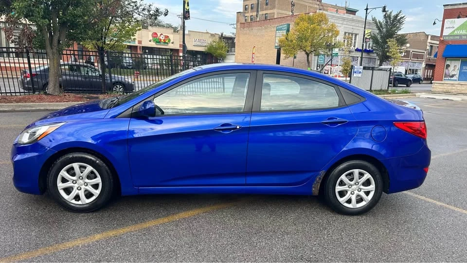 2013 Hyundai Accent - Image 9 of 13