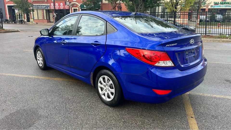 2013 Hyundai Accent - Image 12 of 13