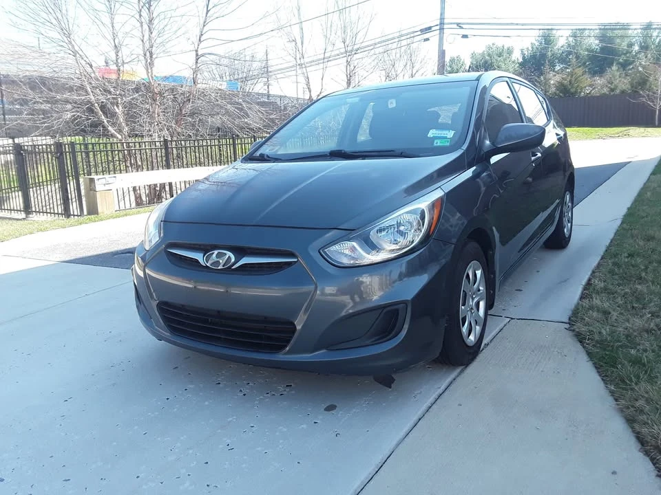 2013 Hyundai Accent - Image 14 of 16