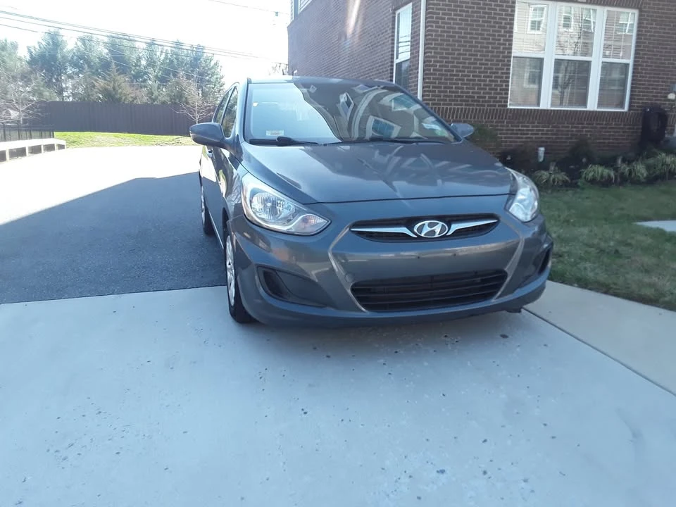 2013 Hyundai Accent - Image 2 of 16