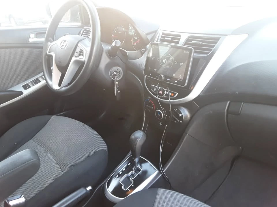 2013 Hyundai Accent - Image 6 of 16