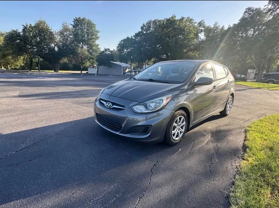 2013 Hyundai Accent - Image 4 of 15