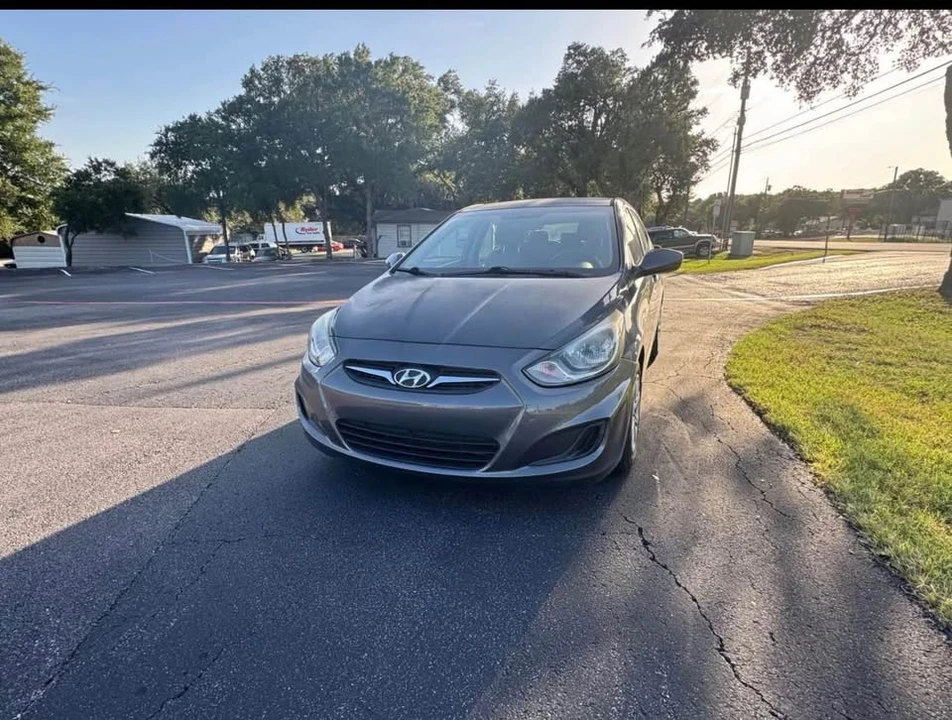 2013 Hyundai Accent - Image 8 of 15
