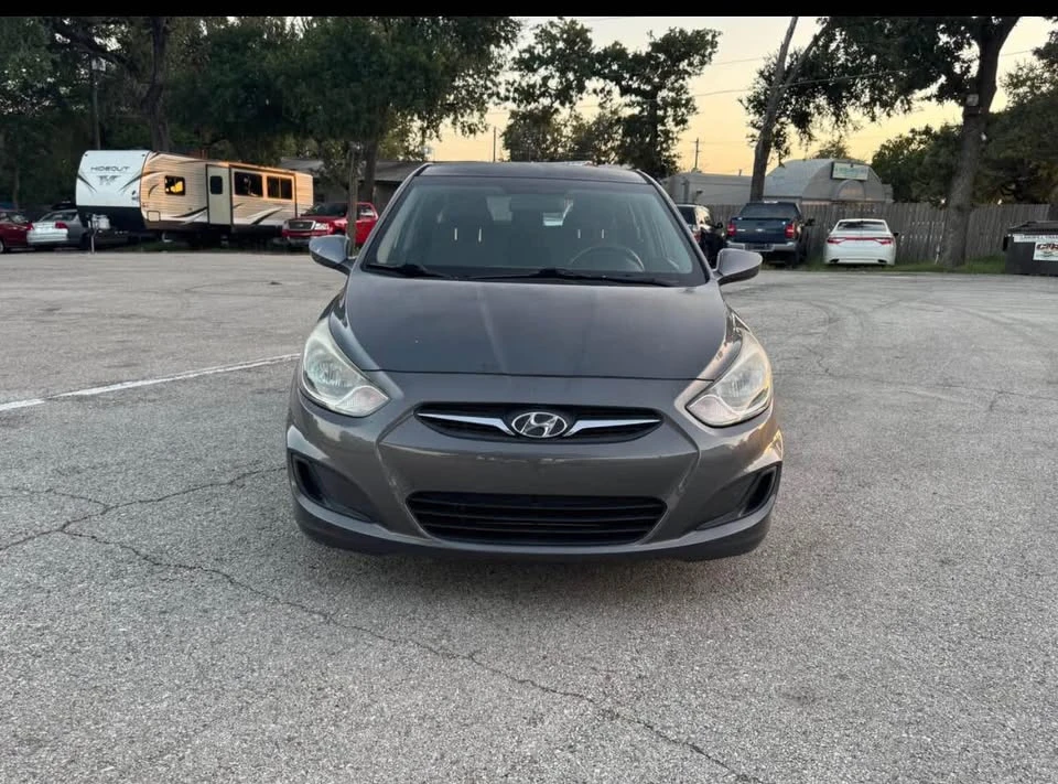 2013 Hyundai Accent - Image 3 of 15