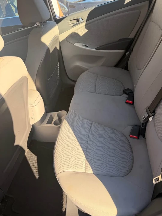 2013 Hyundai Accent - Image 6 of 10