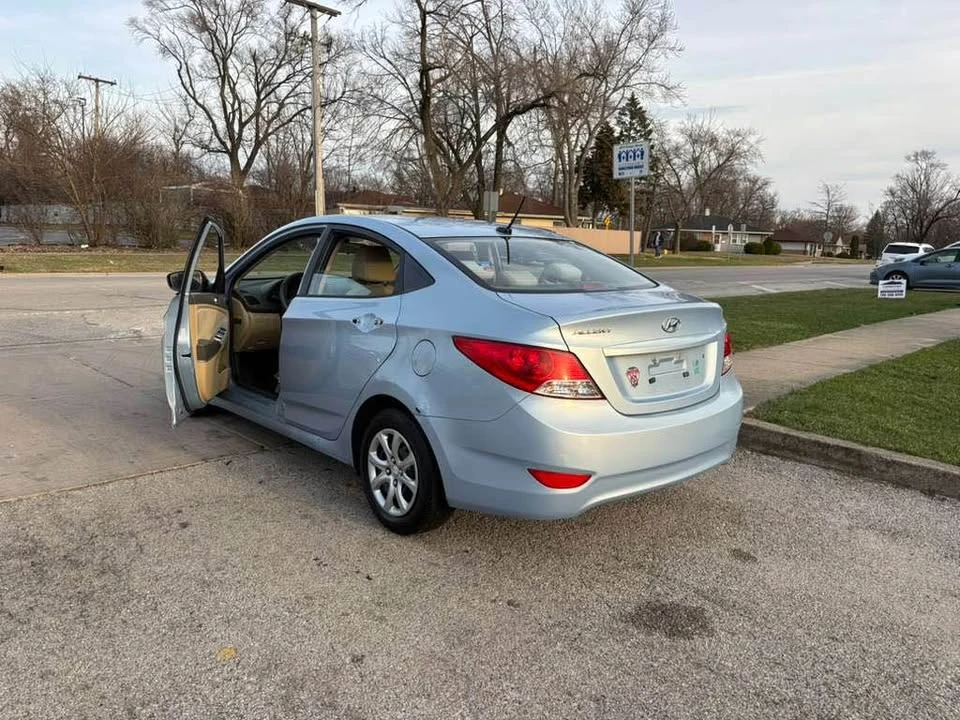 2013 Hyundai Accent - Image 4 of 18