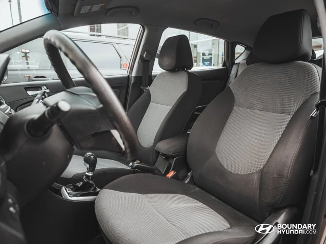 2013 Hyundai Accent - Image 11 of 14