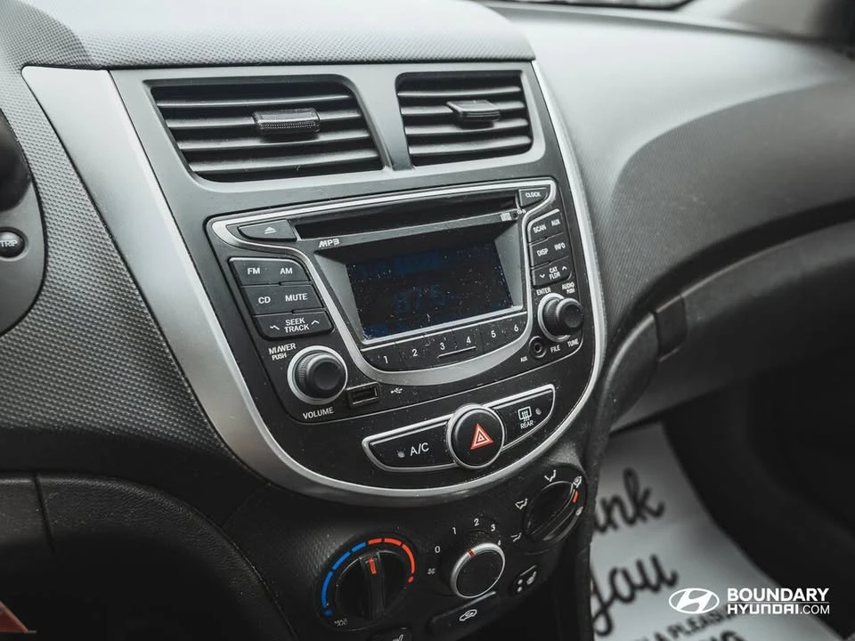 2013 Hyundai Accent - Image 10 of 15