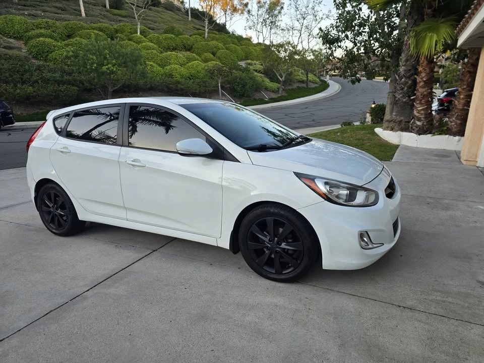 2013 Hyundai Accent - Image 6 of 17