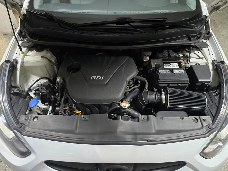 2013 Hyundai Accent - Image 16 of 17