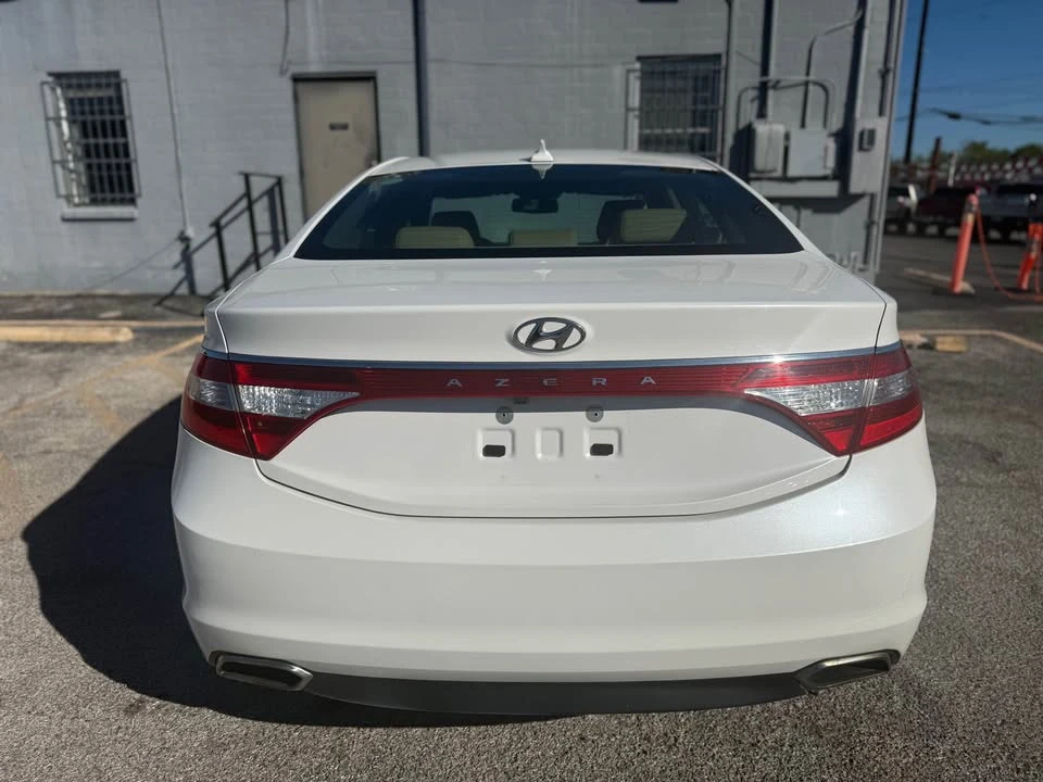 2013 Hyundai Azera - Image 5 of 15