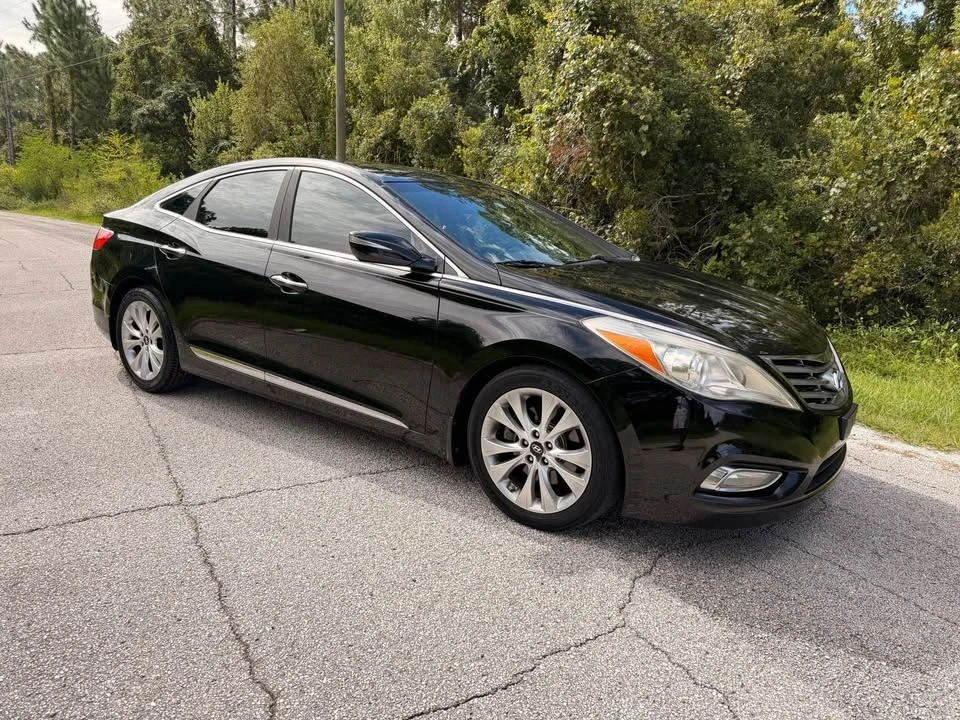 2013 Hyundai Azera - Image 2 of 6