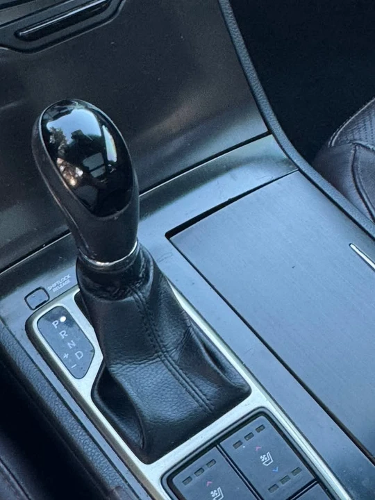 2013 Hyundai Azera - Image 11 of 19
