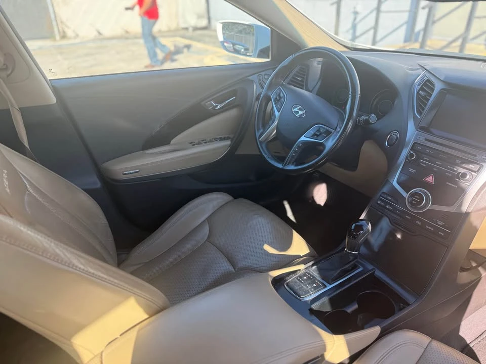 2013 Hyundai Azera - Image 8 of 15