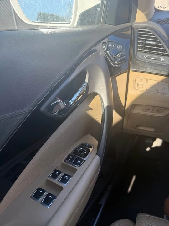2013 Hyundai Azera - Image 11 of 15