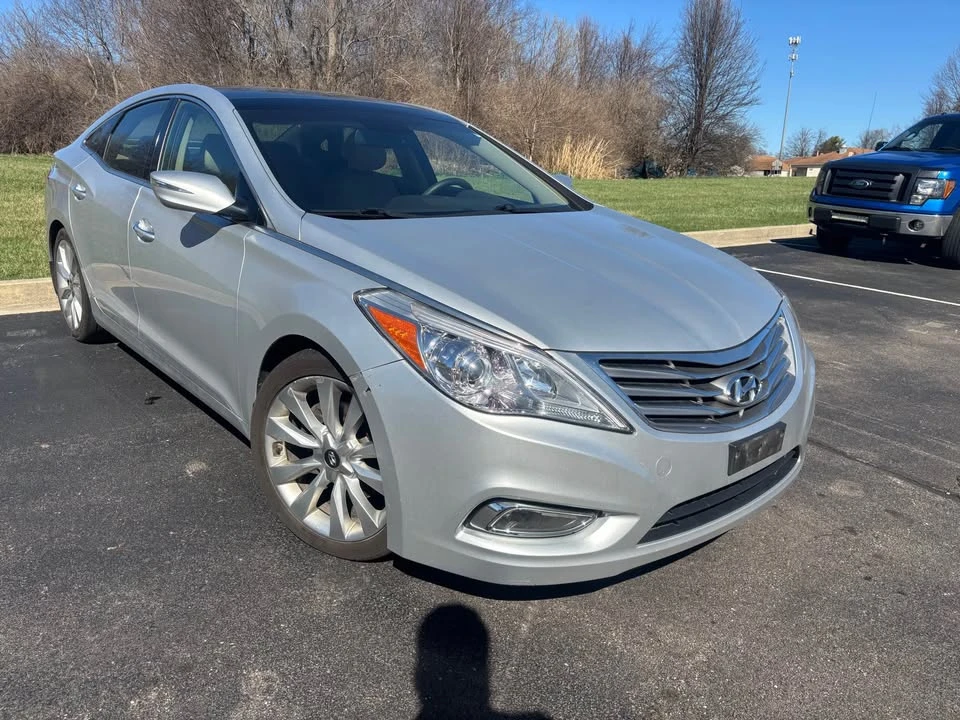 2013 Hyundai Azera - Image 2 of 10