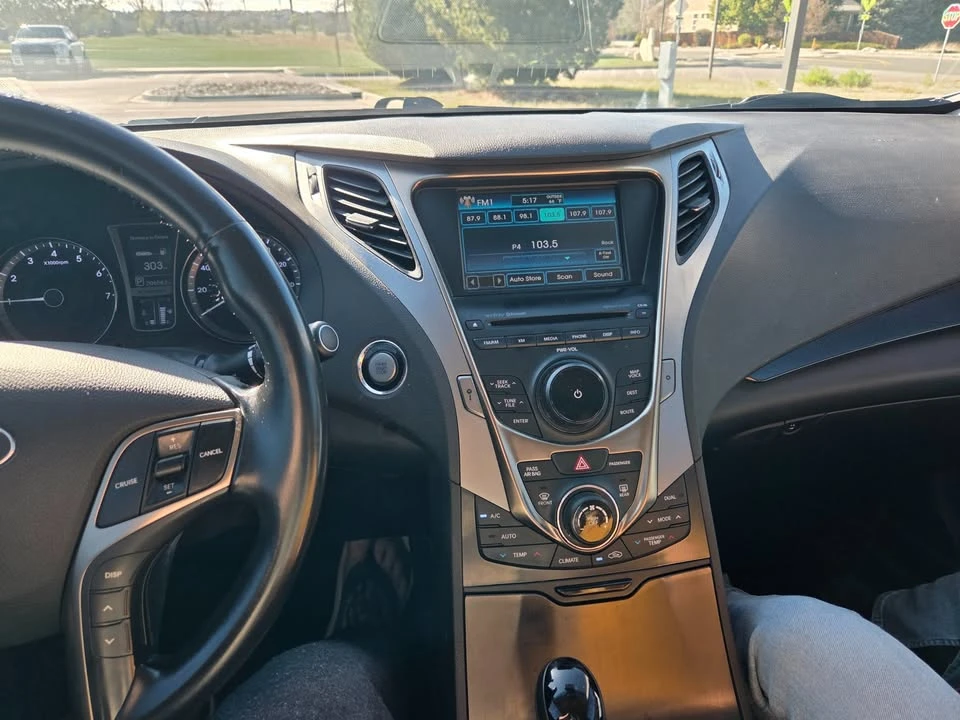 2013 Hyundai Azera - Image 19 of 20