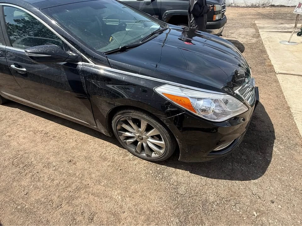 2013 Hyundai Azera - Image 5 of 15