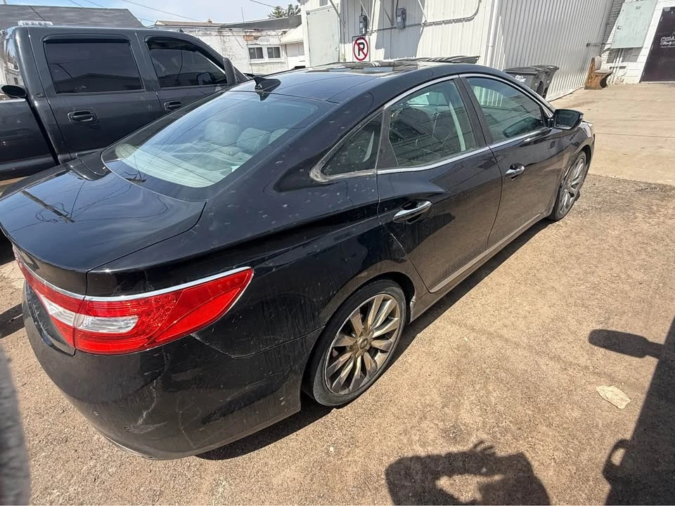 2013 Hyundai Azera - Image 4 of 15