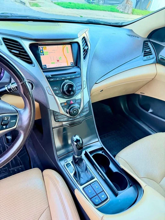 2013 Hyundai Azera - Image 10 of 20
