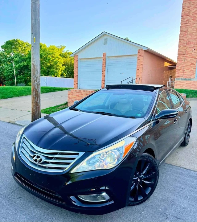 2013 Hyundai Azera - Image 14 of 20
