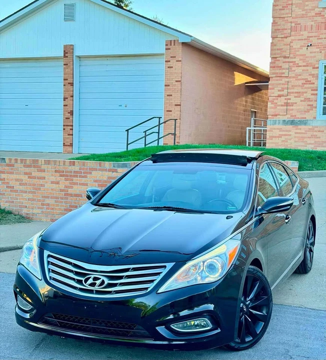 2013 Hyundai Azera - Image 2 of 20