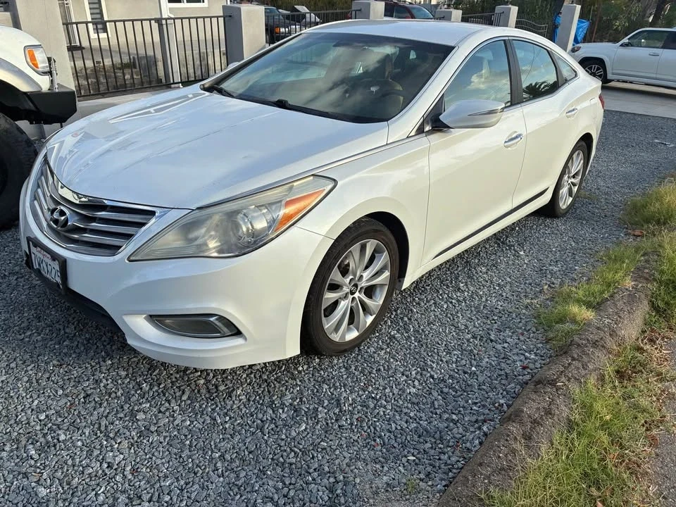 2013 Hyundai Azera - Image 6 of 12