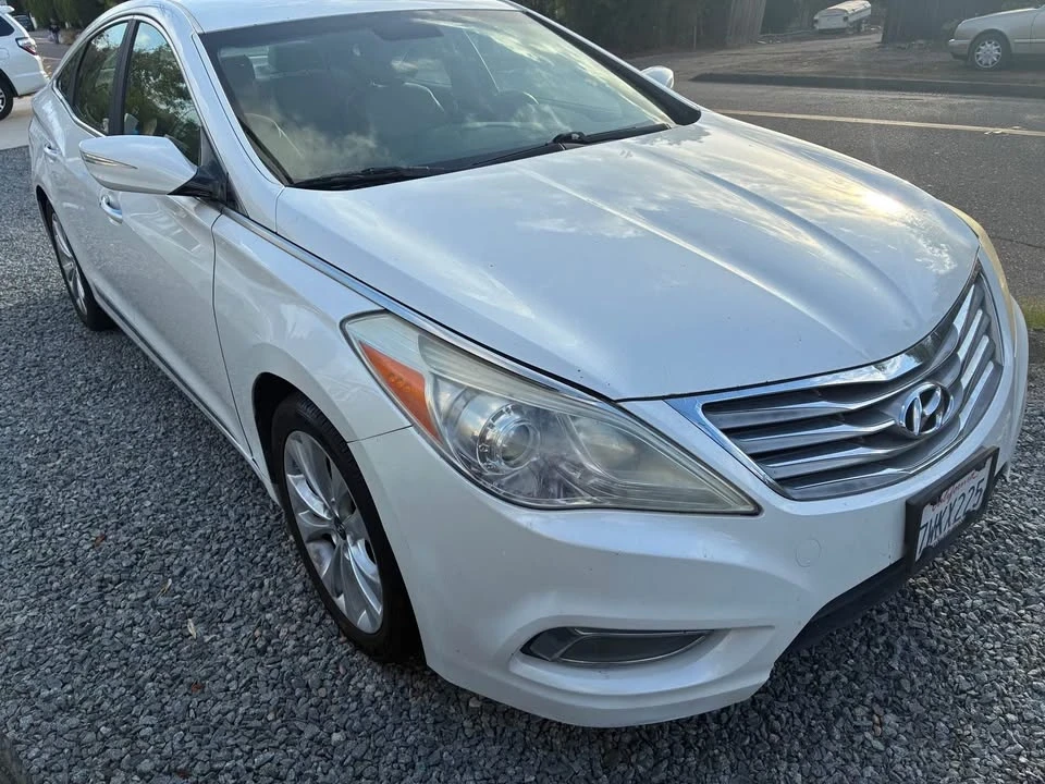 2013 Hyundai Azera - Image 5 of 12