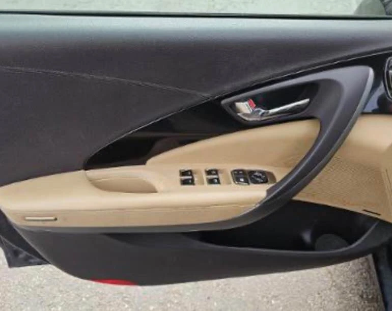2013 Hyundai Azera - Image 7 of 9
