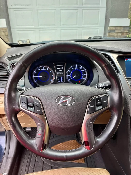 2013 Hyundai Azera - Image 12 of 19