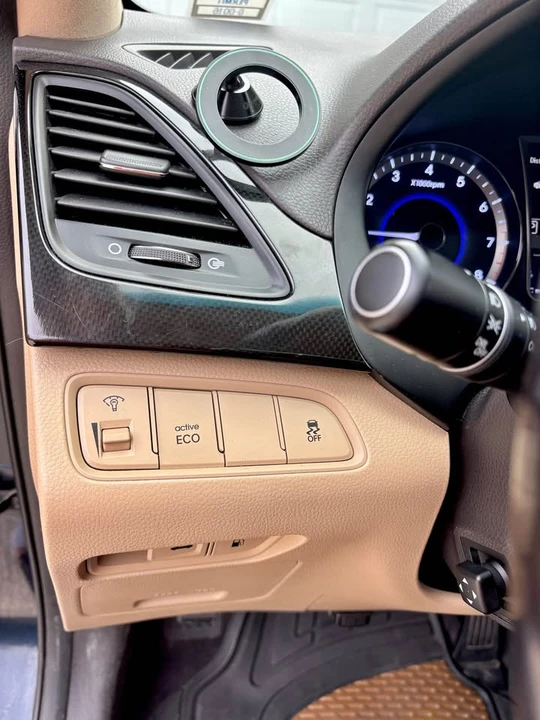 2013 Hyundai Azera - Image 13 of 19