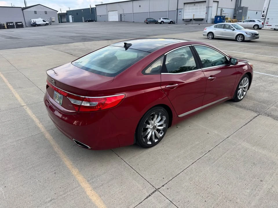 2013 Hyundai Azera - Image 3 of 11