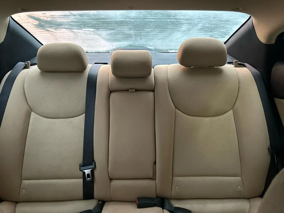 2013 Hyundai Elantra - Image 16 of 16