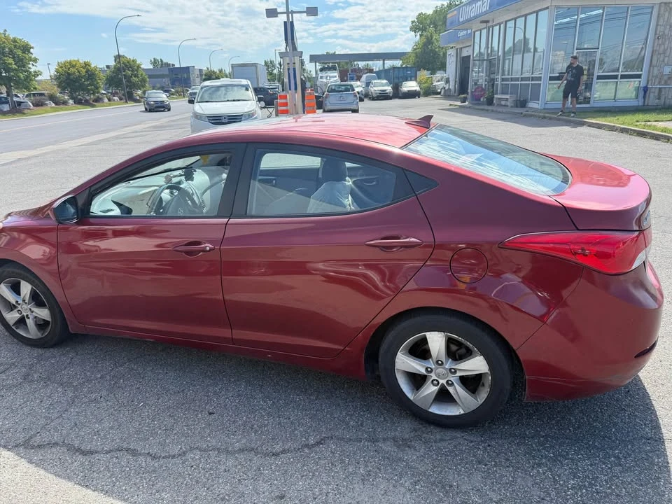 2013 Hyundai Elantra - Image 2 of 8