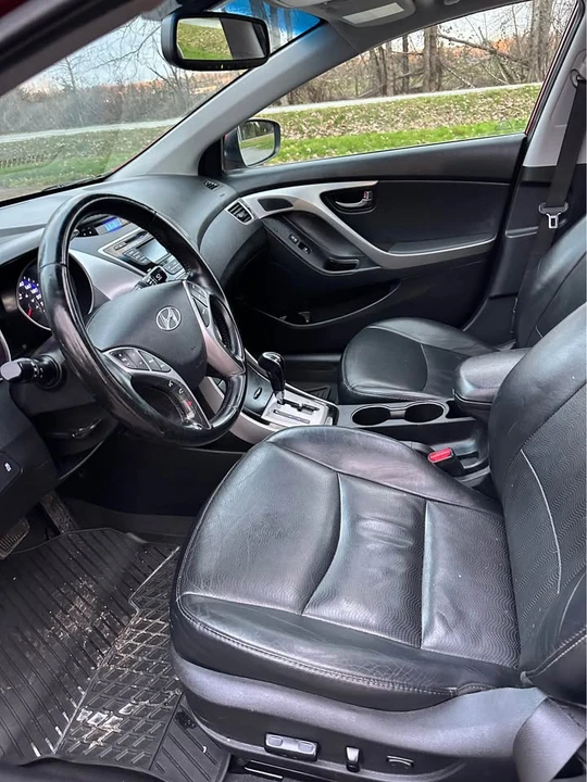 2013 Hyundai Elantra - Image 14 of 16