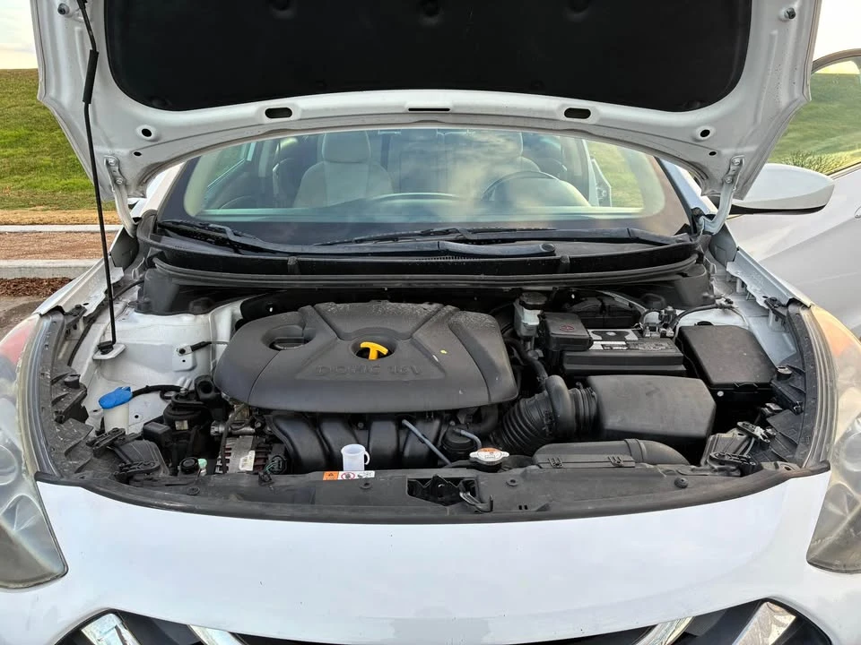2013 Hyundai Elantra - Image 9 of 9
