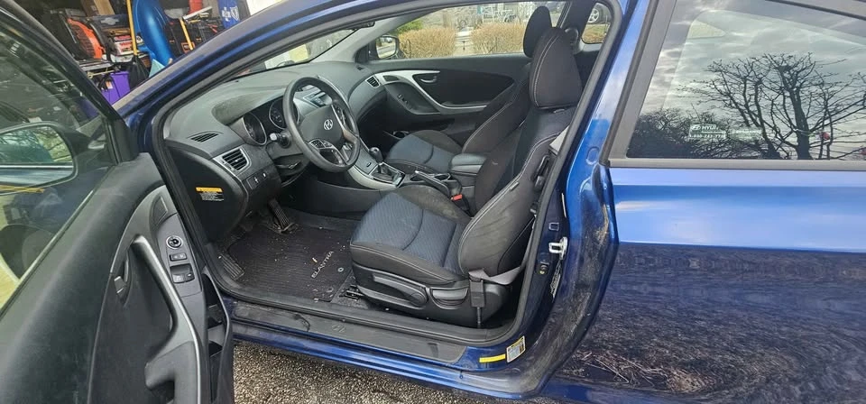 2013 Hyundai Elantra - Image 7 of 11