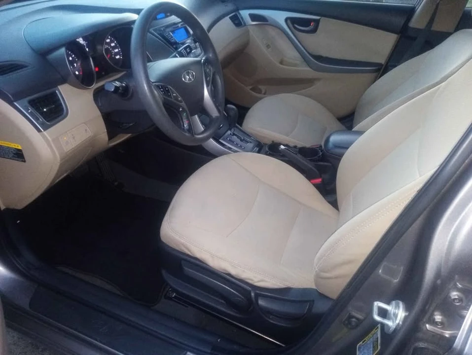 2013 Hyundai Elantra - Image 7 of 10