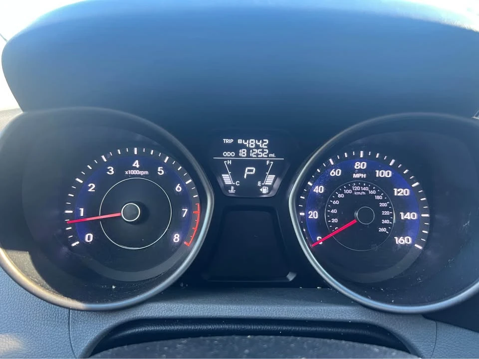 2013 Hyundai Elantra - Image 9 of 11