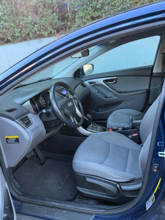 2013 Hyundai Elantra - Image 3 of 3