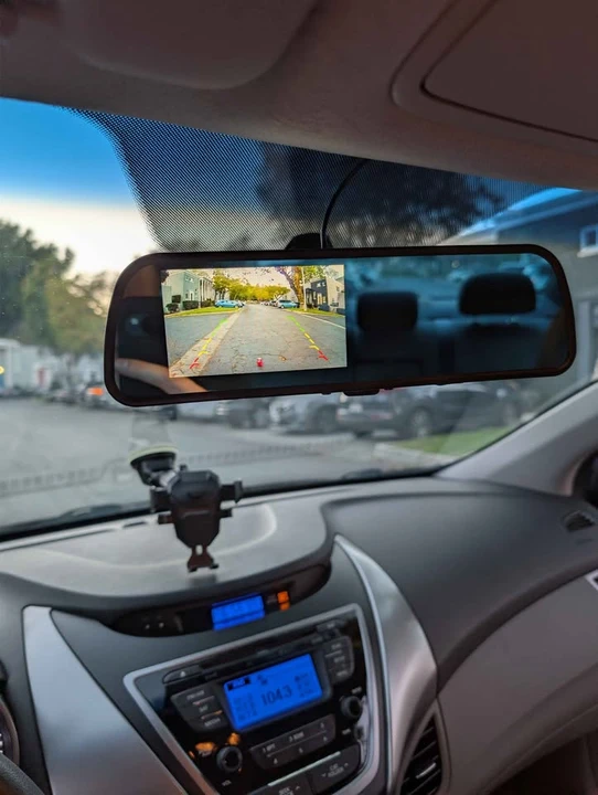 2013 Hyundai Elantra - Image 16 of 18
