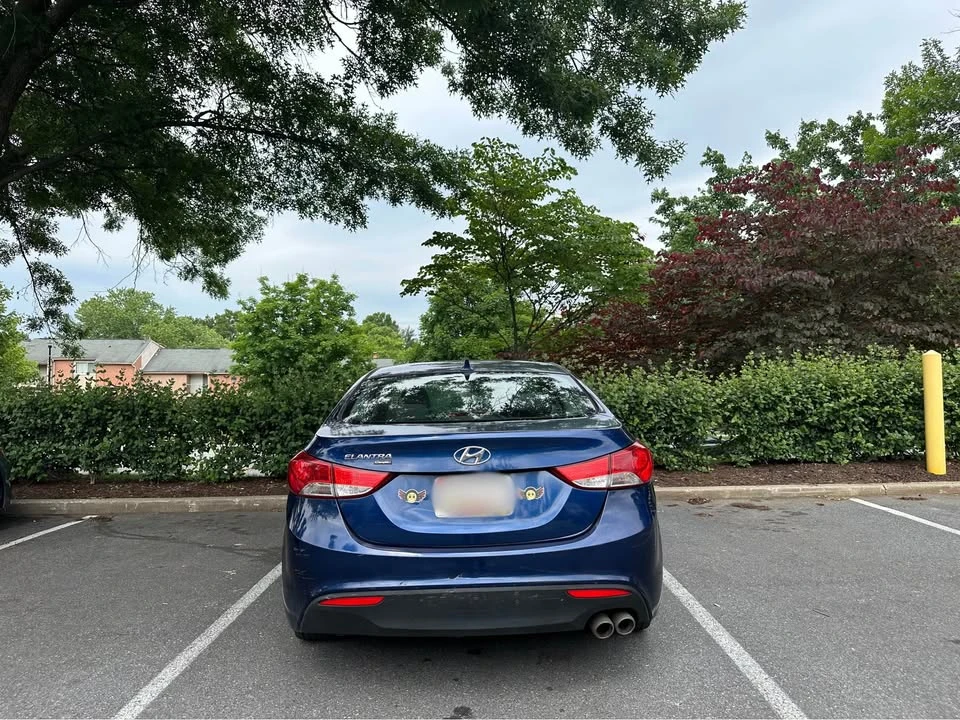 2013 Hyundai Elantra - Image 4 of 11