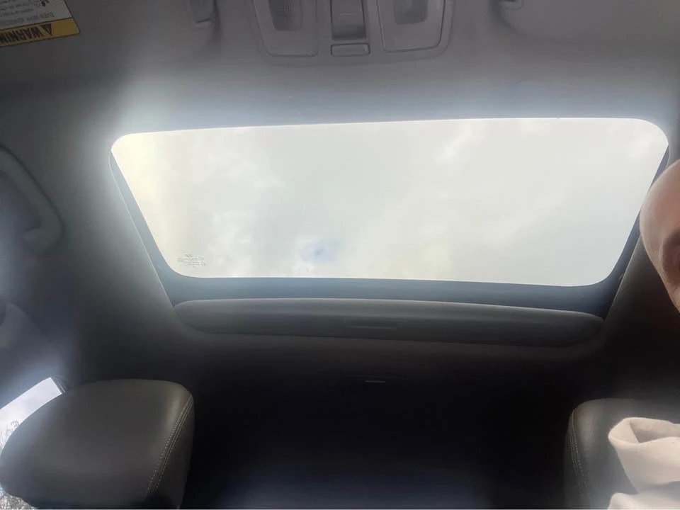2013 Hyundai Elantra - Image 16 of 17